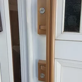 玄関ドアの鍵をMIWAのU9に交換した後