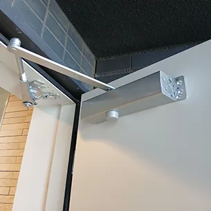 玄関のドアクローザー交換後