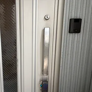 甲府市で玄関ドアの鍵の交換後