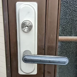 玄関鍵が回らなくなり鍵交換｜東京都北区王子