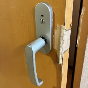 山梨県甲府市羽黒町ドアノブ交換