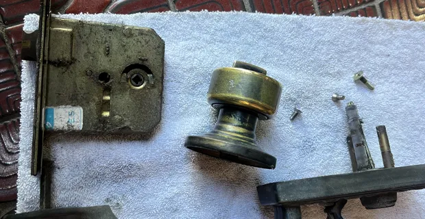 山梨県甲府市伊勢鍵修理