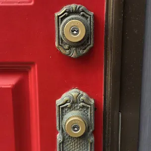 東京都中野区中央鍵交換