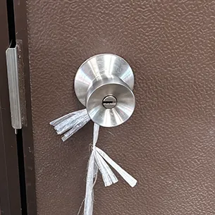 玄関の鍵付きドアノブ交換前