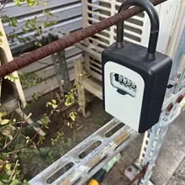 開けられなくなったキーボックスのダイヤル解錠｜東京都北区赤羽