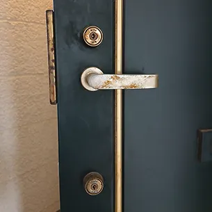 玄関鍵の交換前