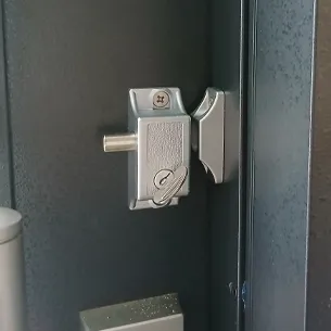 東京都町田市広袴カギ取付