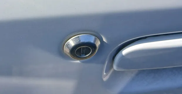 東京都町田市金森東