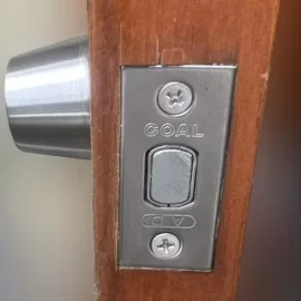 東京都町田市西成瀬鍵交換