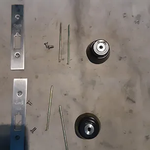 玄関鍵の分解清掃