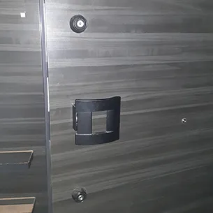 玄関鍵の不具合を改善した