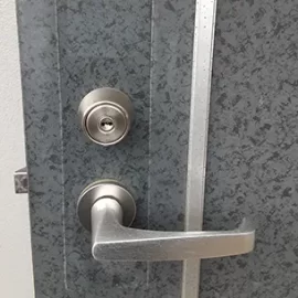 玄関鍵の回りにくさを分解清掃して修理｜大阪府茨木市双葉町