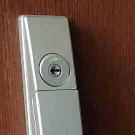 兵庫県宝塚市玉瀬鍵交換