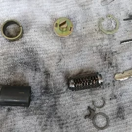 不具合がある鍵の修理