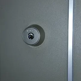 引っ越しに伴う家の玄関鍵の交換｜東京都葛飾区新小岩
