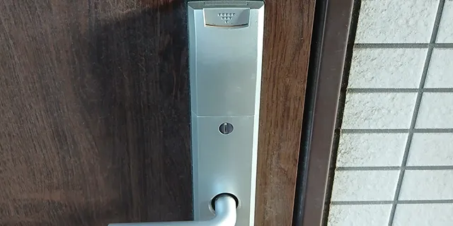 カードキーを紛失して開けられなくなった玄関ドア