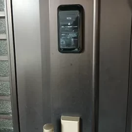 玄関ドアに電子錠を後付け｜東京都板橋区徳丸