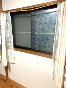 葛飾区｜割れてしまった窓の透明ガラスを複層ガラスへ交換した施工事例