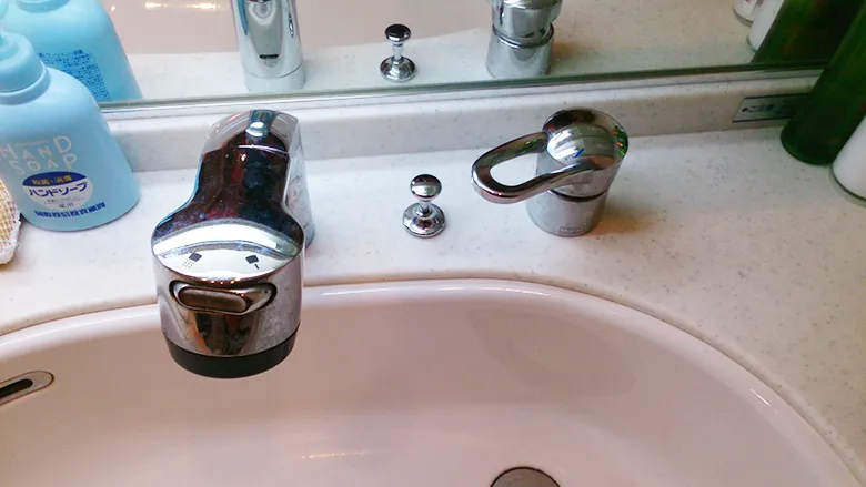 洗面水栓から水漏れ