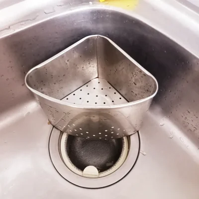 ステンレス製の三角コーナー