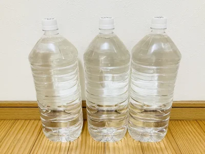 2リットルのペットボトル