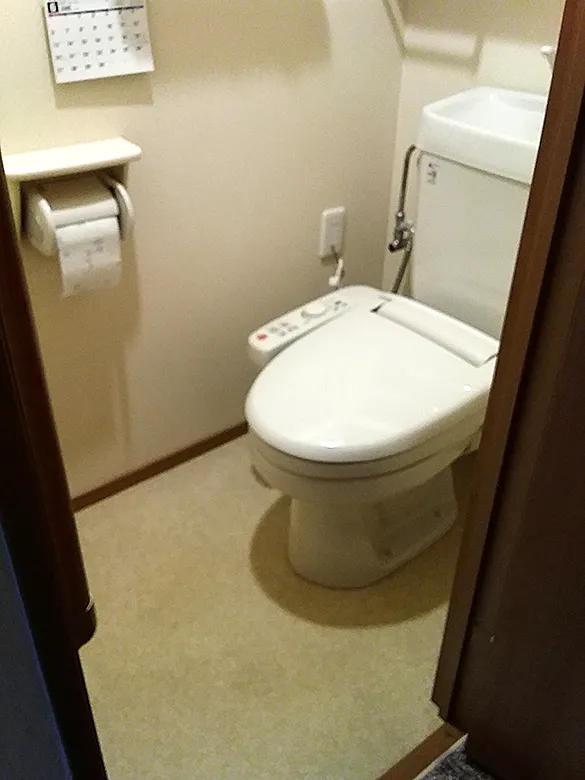 水漏れしてしまったトイレ