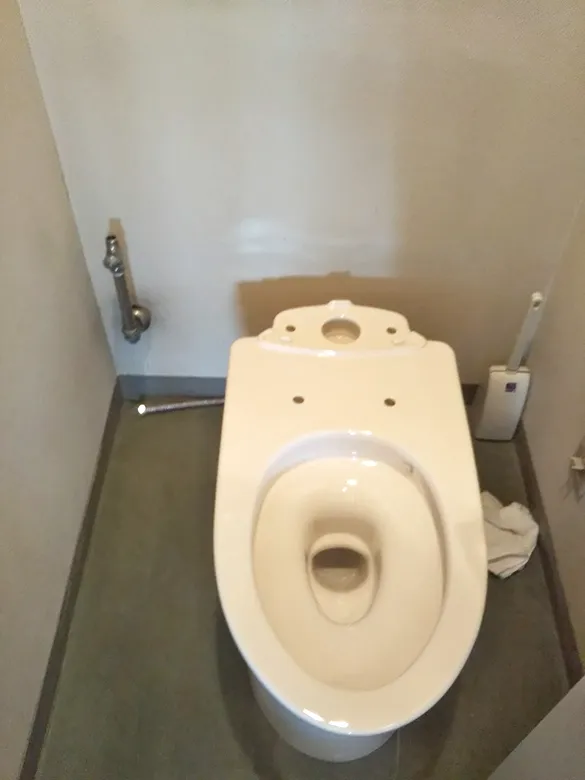 新しい便座